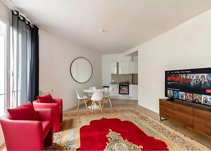 Modern 1br - Sleeps 5 - Prime 16th Location *