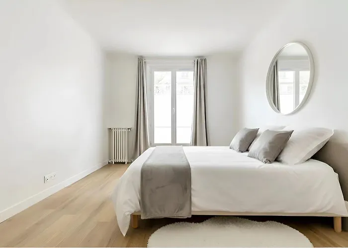 Modern 1br - Sleeps 5 - Prime 16th Location Παρίσι