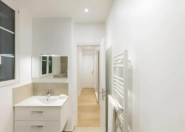 Modern 1br - Sleeps 5 - Prime 16th Location Παρίσι